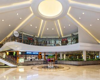 北京丽都维景酒店（原北京丽都假日饭店） - 北京 - 大厅