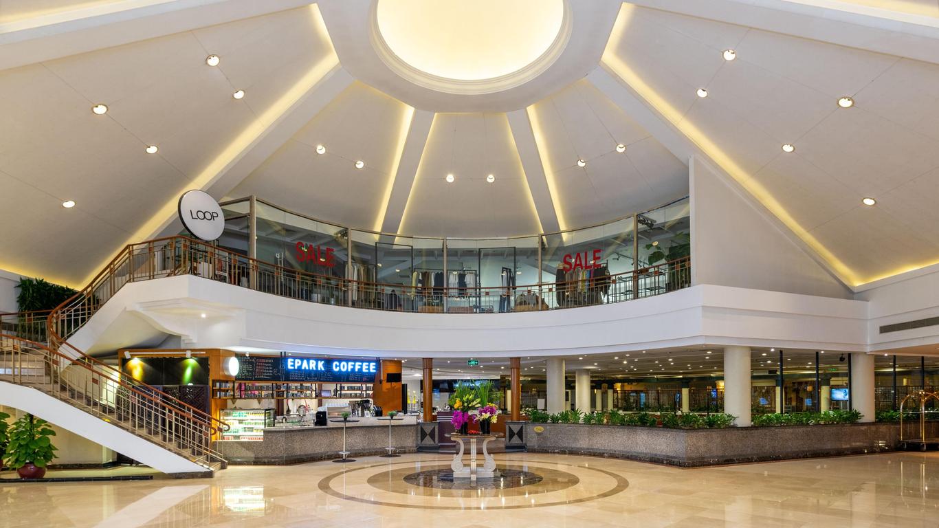 北京丽都维景酒店（原北京丽都假日饭店）