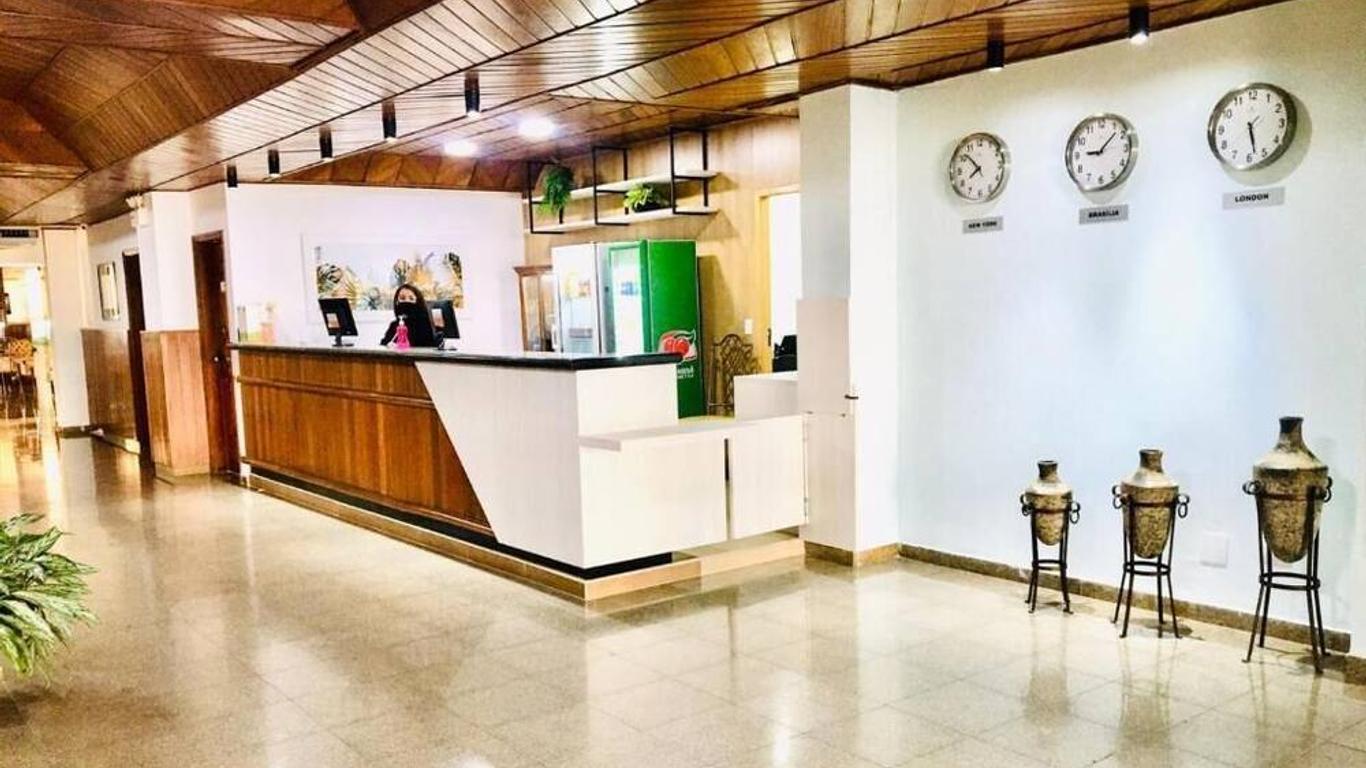 西达德韦德自助式海港酒店
