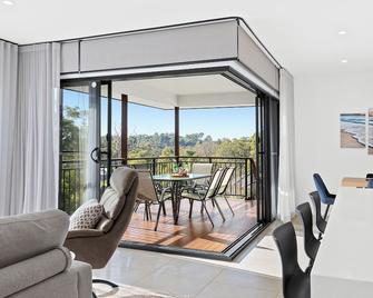 Modern Family Getaway - 贝特曼斯湾 - 阳台