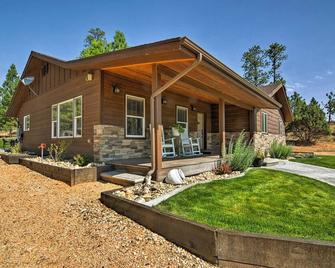 Luxe Home about 2 Mi to Bryce Canyon National Park! - 布莱斯 - 建筑