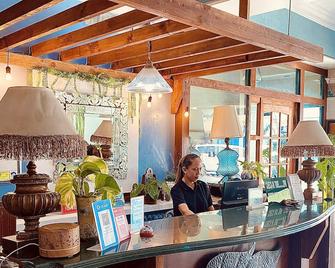 维雷根特广场酒店 - 塔比拉兰 - 柜台