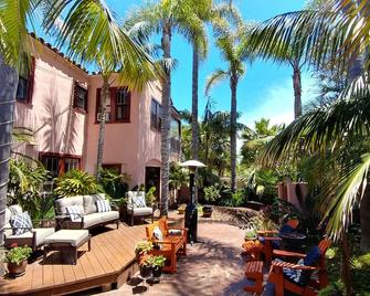 Spanish Villa Near Beach, Local Attractions, Liberty Station, Mcrd, Plnu - 圣地亚哥 - 露台