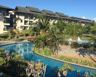 Apt Beira Mar Beach Class Ecolife - 嘎林海斯港 - 游泳池