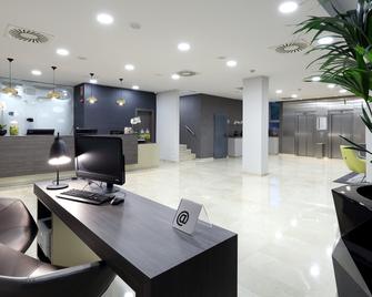 Wtc埃克萨拉戈萨酒店 - 萨拉戈萨 - 柜台