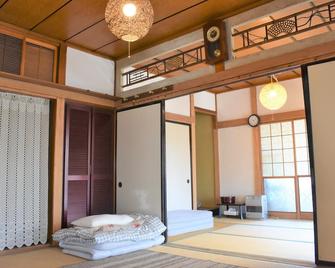 The Traditional Japanese house with cats. Cat house - 石卷市 - 睡房