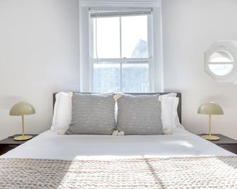 Amazing Beacon Hill 2BR w/ W/D, nr Boston Common, by Blueground - 波士顿 - 睡房