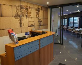 布鲁塞尔常青酒店 - 布鲁塞尔 - 柜台
