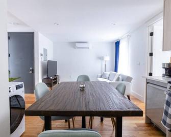 323-2 Spacious 2br Williamsburg - 布鲁克林 - 餐厅