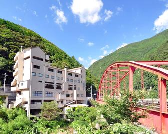 峡谷之汤宿大步危峡真中 - 三好市 - 建筑