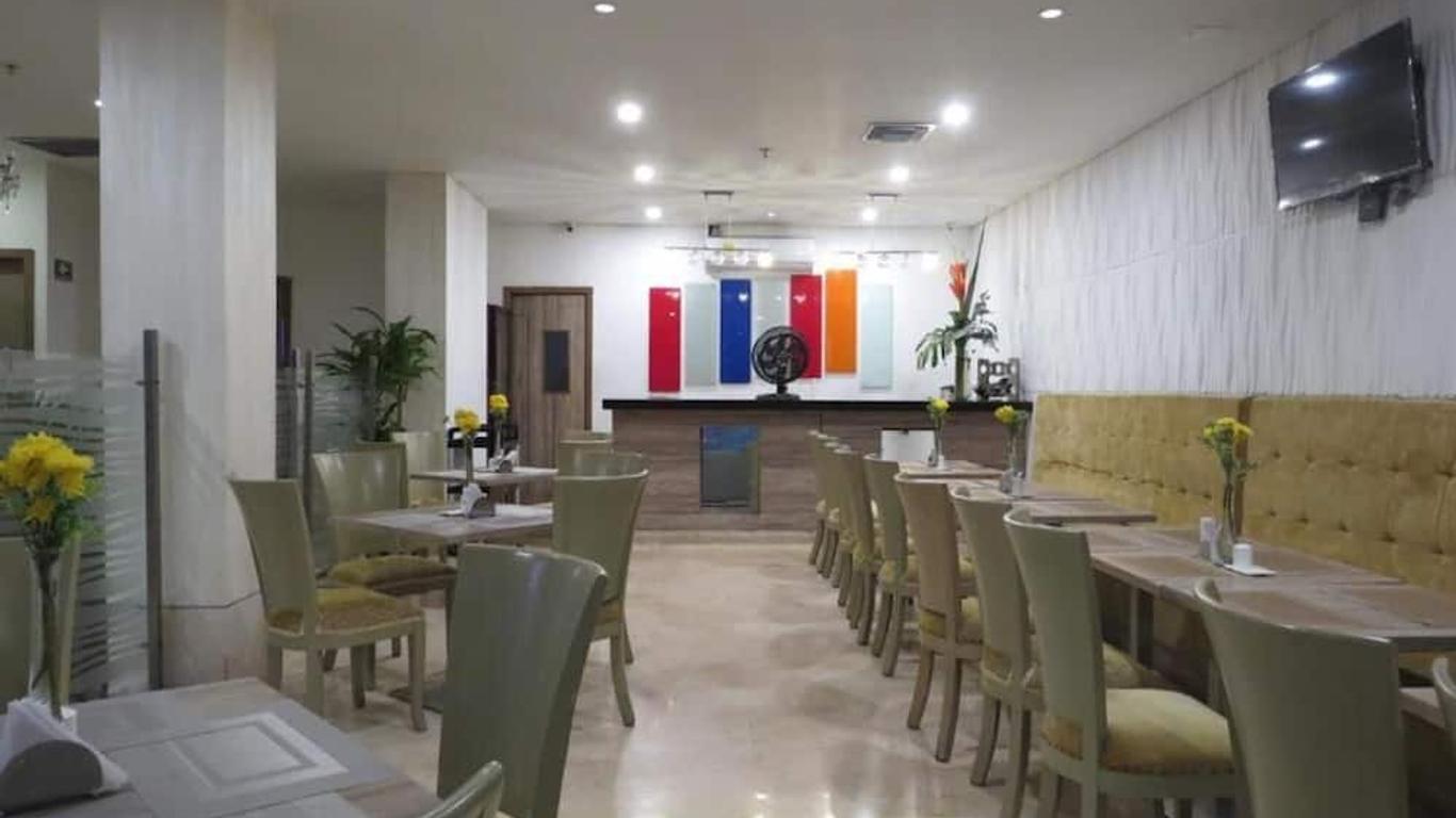 巴兰基亚牛津酒店