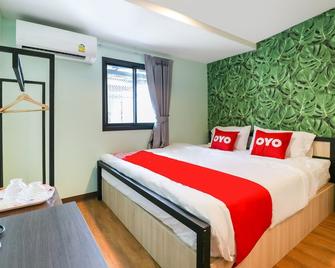 OYO 814 Nature Hostel - 曼谷 - 睡房