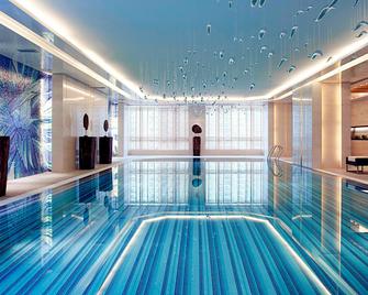 上海浦西万怡酒店 - 上海 - 游泳池