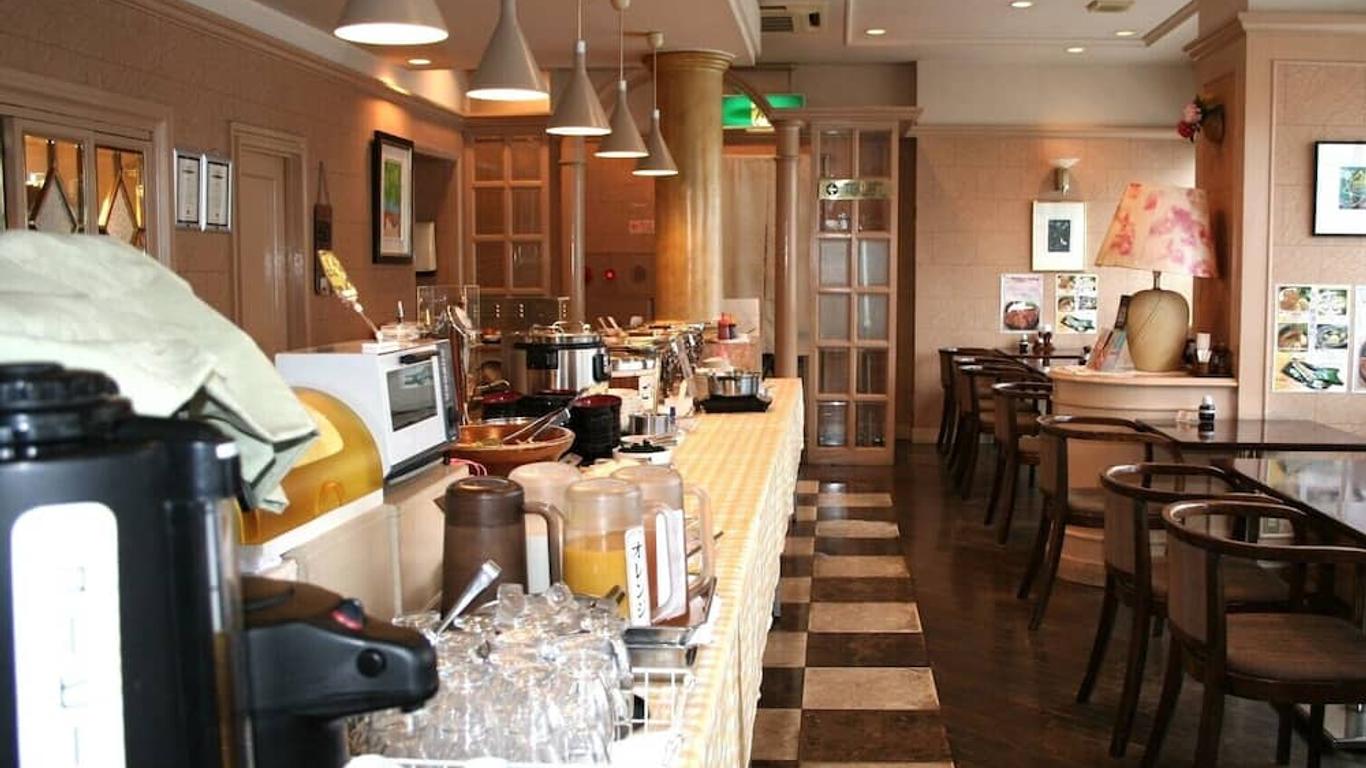 八户微笑酒店