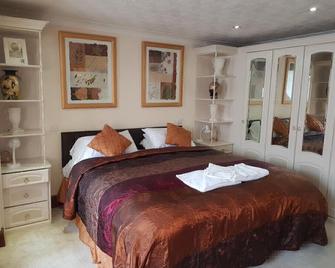 Red Lion Coaching Inn - 唐克斯特 - 睡房