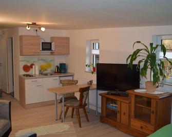 Ferienwohnung Seebachstr. - 德累斯顿 - 厨房