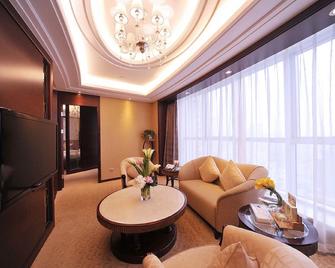 上海王宝和大酒店 - 上海 - 客厅