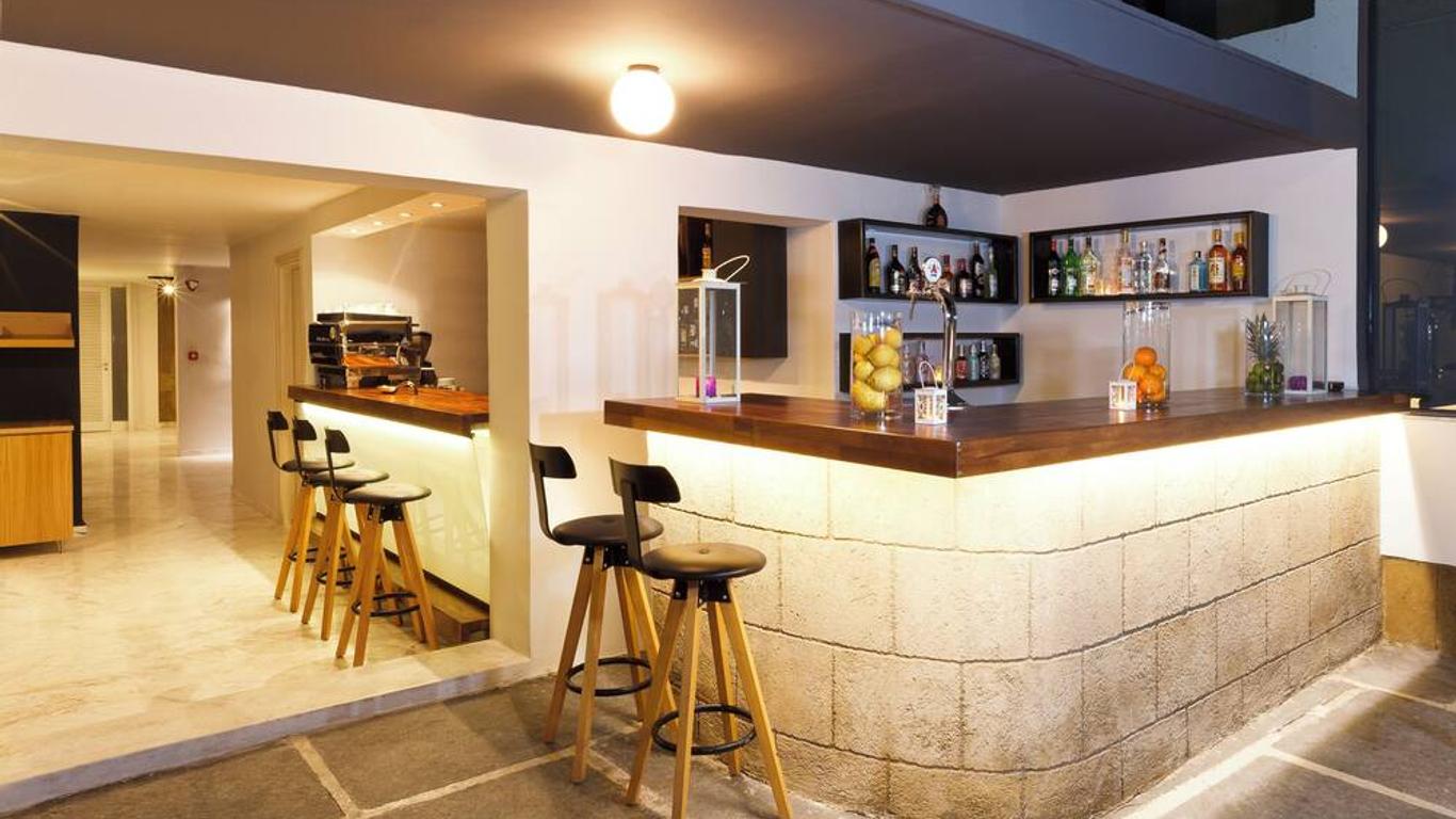 蝴蝶酒店