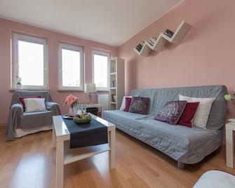 P&O Apartments Bielany - 华沙 - 客厅