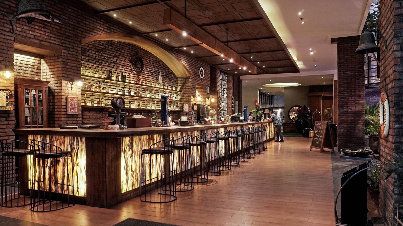 纳玛斯特库塔海滩别墅酒店