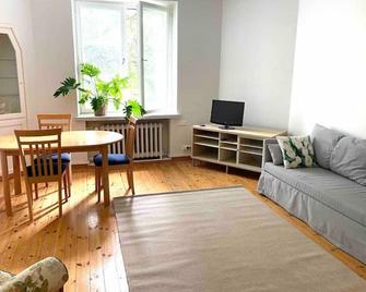 Kamppi 1 - Perfect Location Right In Helsinki Center - 赫尔辛基 - 客厅