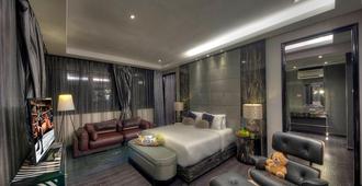 阿里纳星辰酒店 - 吉隆坡 - 睡房