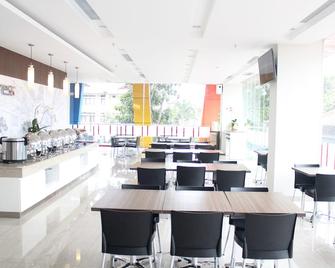 赛迪比比阿马瑞斯酒店 - 万隆酒店 - 万隆 - 餐馆