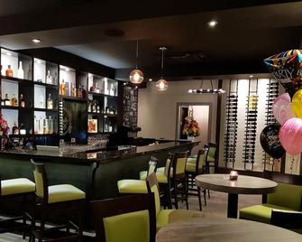 金斯酒店 - 乔治城 - 酒吧