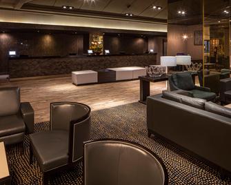 哈罗盖特皇冠假日酒店 - 哈罗盖特 - 休息厅