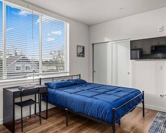 Urban Living: Stylish Apts in the Heart of Tacoma - 塔科马 - 睡房