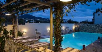 阿芙罗狄蒂酒店 - 帕罗奇亚 - 游泳池