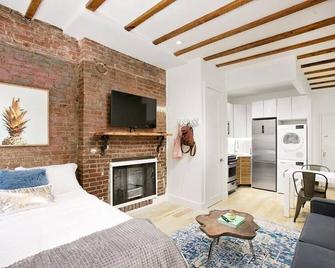 24-6 Gramercy area Newly reno Studio W D in unit - 纽约 - 睡房