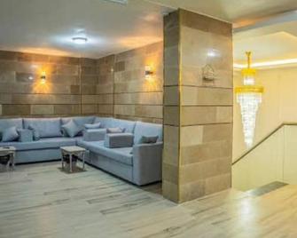 SabaSofitel Apartments سبأ سوفتيل للشقق المفروشة - 萨那 - 休息厅