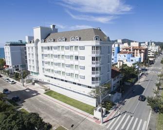 巴拉德罗皇宫酒店 II - 弗洛里亚诺波利斯 - 建筑