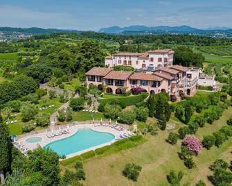 Castello Belvedere Apartments - 代森扎诺-德尔加达 - 建筑