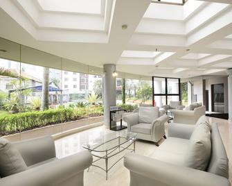 马图庞雅加达米德顿住宅酒店 - 雅加达 - 休息厅