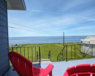 Summer Sale 20% off advance booking, Limited Time!\nSuper View, Free Coffee/Tea - 卡拉凯特 - 阳台