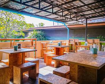 如家2号酒店 - 查龙 - 餐馆