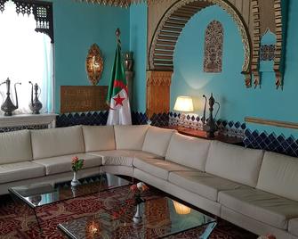 Hotel El-Djazair - 原 Saint George 酒店 - 阿尔及尔 - 客厅