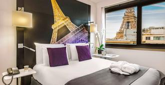 巴黎中心埃菲尔铁塔美居酒店 - 巴黎 - 睡房