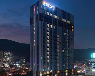 海云台华美达安可酒店 - 釜山 - 建筑