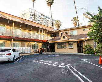 好莱坞拉布雷亚汽车旅馆 - 洛杉矶 - 建筑