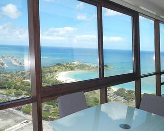44th Floor-Ala Moana-Ocean/Diamond Head Views - 檀香山 - 阳台