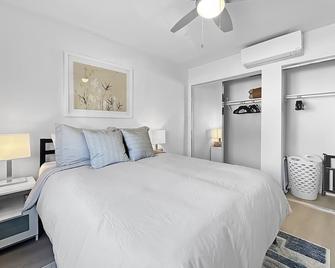 Discount For 30 Days Plus Stay In Culver City - 洛杉矶 - 睡房