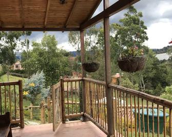 Room Jofiel - Guarne - 阳台