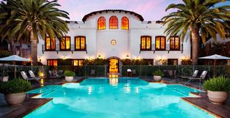 圣巴巴拉丽思卡尔顿酒店 - 圣巴巴拉 - 游泳池