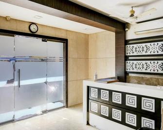 埃佩克斯摄政酒店 - 孟买 - 柜台