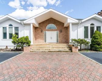 西汉普顿禅修 - Westhampton - 建筑