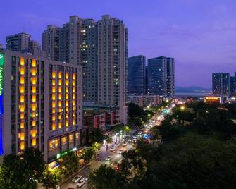 汕头中心智选假日酒店 - 汕头 - 建筑