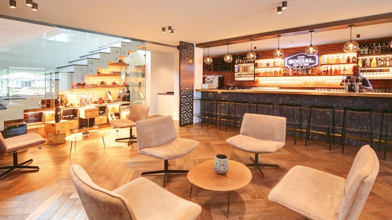 克尼斯纳郝璐庄园酒店